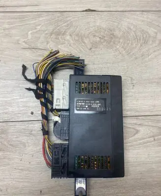 BMW 5 E39 Light module LCM 61356908468 109110 410009