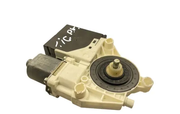 Volkswagen Tiguan Front door window regulator motor 3C0959792B 918433110 130531