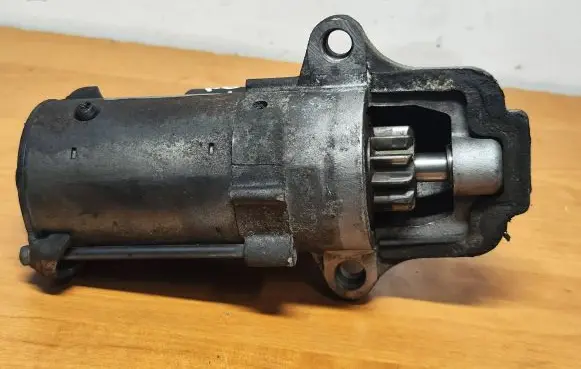 Ford Focus Starter motor 4S4TAA 4E27DY 110002V