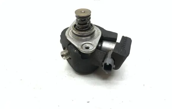 Jaguar XK - XKR Fuel injection high pressure pump 8W939D376AF 0261520135