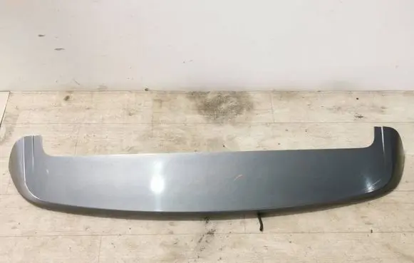 Tailgate/trunk spoiler