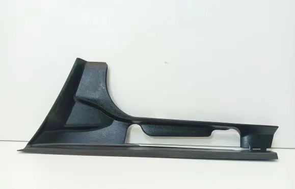 Lexus LS 430 Tailgate trim 6457250010