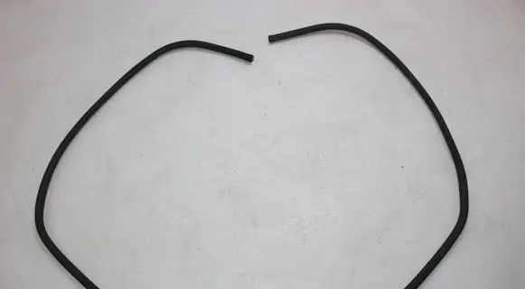 BMW 5 F10 F11 Engine compartment rubber 7019779