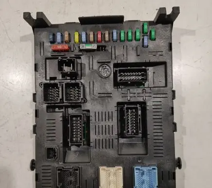 Peugeot 607 Comfort/convenience module 9663510280