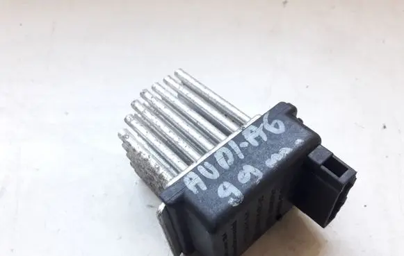Audi A6 S6 C5 4B Heater blower fan relay 