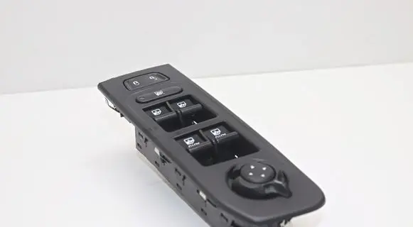 Jeep Renegade Electric window control switch 07356039720