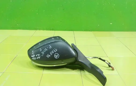 Peugeot 208 I Front door electric wing mirror 0211047 PRAWE