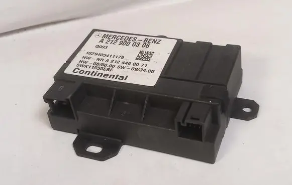 Mercedes-Benz C W204 Fuel pump relay A2129000306