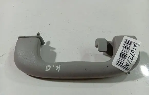 Opel Zafira B Rear interior roof grab handle 