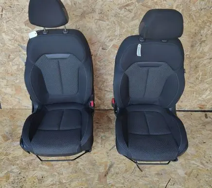 Renault Kadjar Seat set 