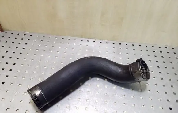 BMW 5 F10 F11 Intercooler hose/pipe