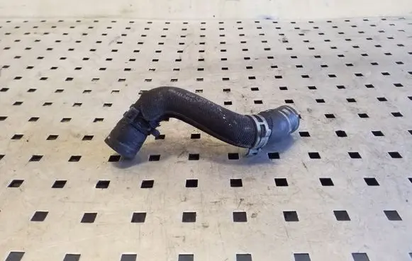 Audi A4 S4 B8 8K Engine coolant pipe/hose 8K0121049L