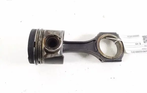 Mercedes-Benz E W212 Piston with connecting rod A6510301117