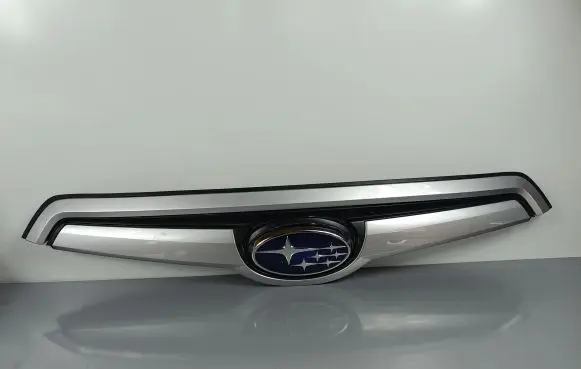Subaru Forester SK Front bumper upper radiator grill 91121SJ000