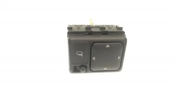 Nissan Navara Wing mirror switch 061124