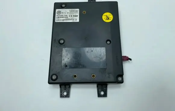 Volkswagen PASSAT B6 Bluetooth control unit module 3C0035730 0516761 00E0031F3D57