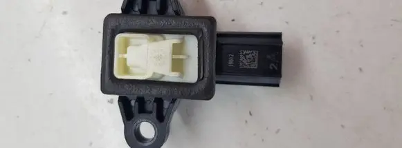 Volvo V40 Airbag deployment crash/impact sensor 31360986