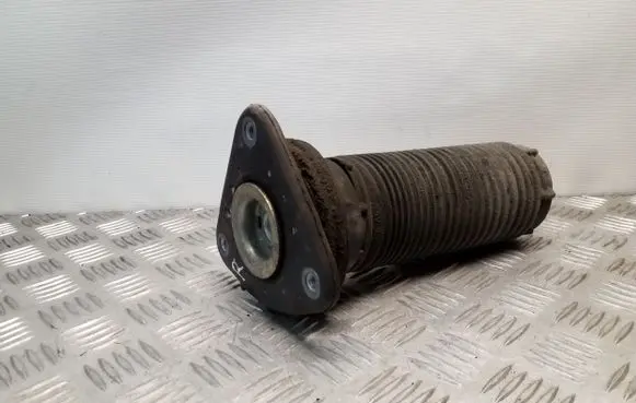 Volvo V40 Front upper strut mount 31360778