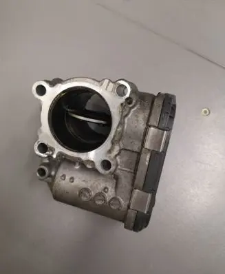 Nissan Qashqai Throttle valve 8200330810