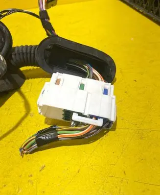 Ford Fiesta Front door wiring loom 