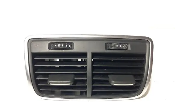 Rear air vent grill