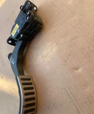 Volkswagen Polo V 6R Accelerator throttle pedal 6Q1723503P 6PV00849640