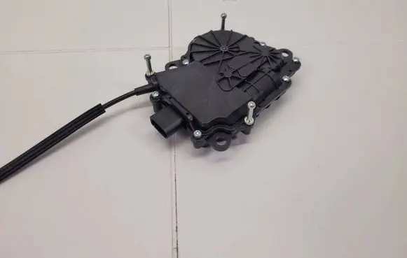 Alfa Romeo Stelvio Tailgate hydraulic pump motor 6701065090