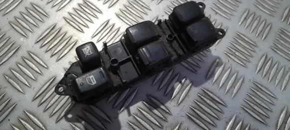Toyota Avensis Verso Electric window control switch 8404044030 84040-44030