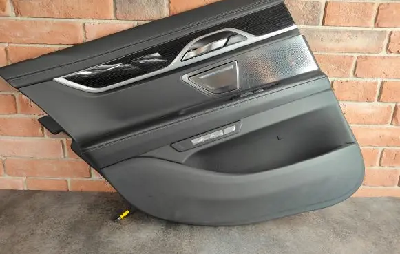 BMW 7 G11 G12 Rear door card panel trim
