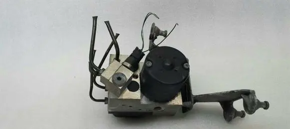 Mercedes-Benz S W220 ABS Pump A0044314612