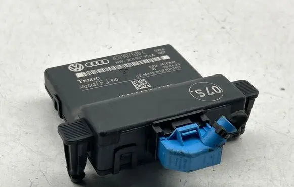 Volkswagen Golf Plus Gateway control module 3C0907530C 402063 3C0907951A