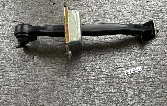 Nissan Patrol Y61 Tailgate check strap stopper 90471VB000