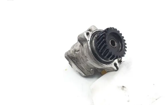 Mitsubishi Pajero Power steering pump 12345075