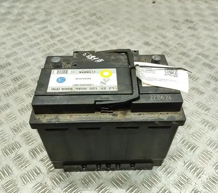 Peugeot 5008 II Car battery 9822616180