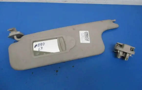 Renault Megane II Sun visor