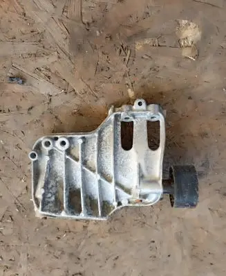 BMW 3 F30 F35 F31 A/C compressor mount bracket 7585167
