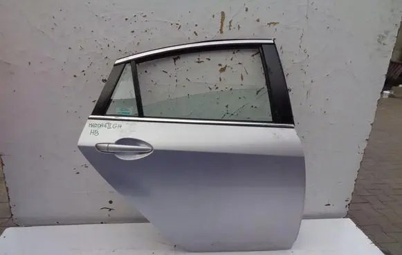 Mazda 6 Rear door