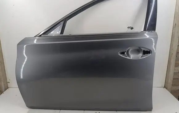 Infiniti Q50 Front door
