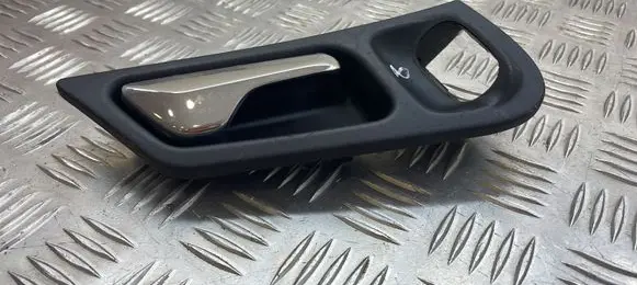 Mercedes-Benz C W203 Rear door interior handle