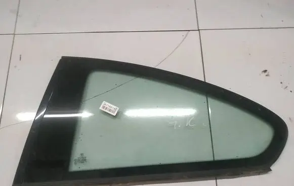 BMW 3 E90 E91 Rear side window AS2