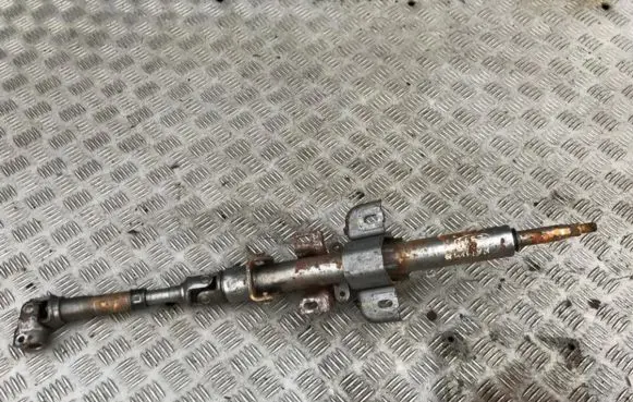 Mitsubishi Carisma Steering wheel axle
