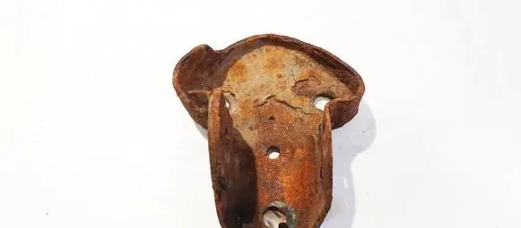 Ford Fiesta Bracket in trunk/boot 