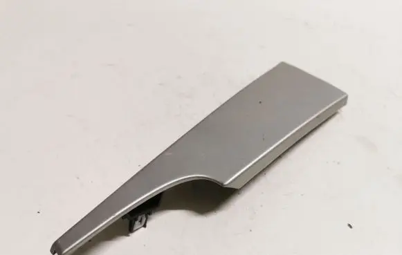 Ford Mustang V Panel trim FR3B63044B78