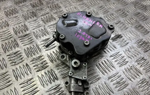 Seat Alhambra (Mk1) Vacuum pump 038145209K
