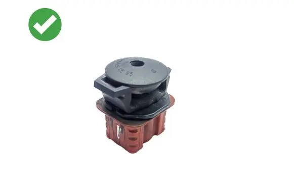 Mercedes-Benz CLS C219 Radiator mount bracket A0009912595