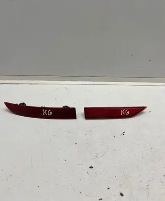 Audi A4 S4 B9 8W Rear tail light reflector 8W0945106AB 8W0945104A