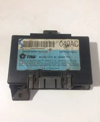Chrysler Voyager Other control units/modules P05293040AC