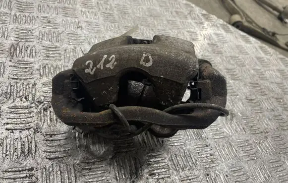 Mercedes-Benz E W212 Front brake caliper