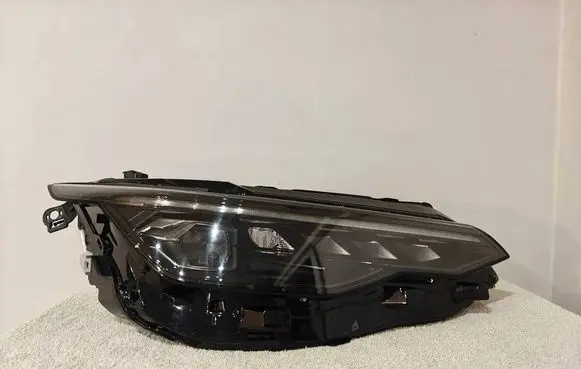 Volkswagen Golf VIII Headlight/headlamp 5H1941060T 88909F2012RC LB43989