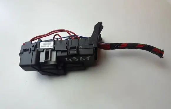 Volvo S60 Fuse module 3800159HWB